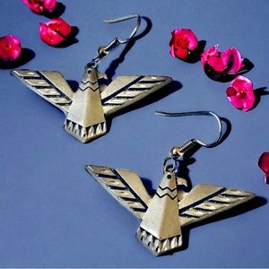 EGe Vintage '89 Pewter Eagle Earrings Dangle French Wires Pierced Ears